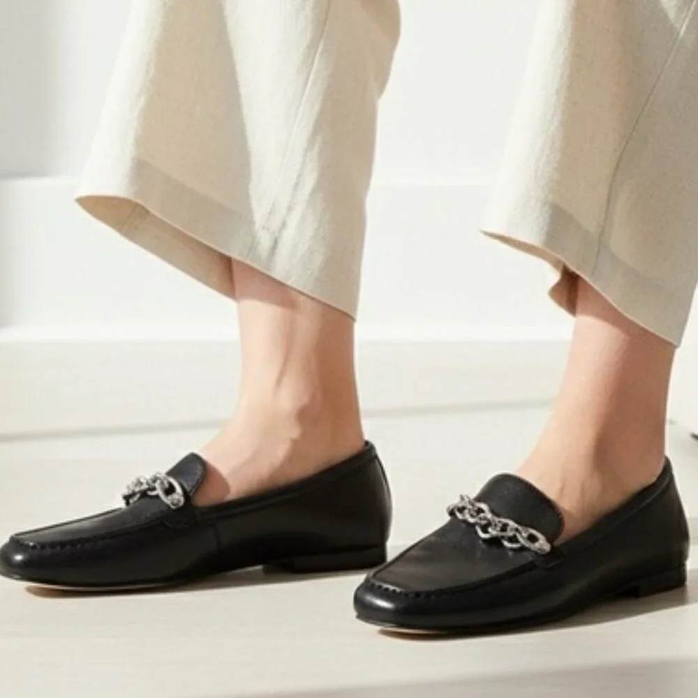 Black Leather Chain Loafers Calvin Klein Koelanna Moc Toe Flat Size 9.5